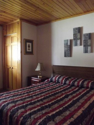 Sandrift Resort Lake Delton Екстер'єр фото